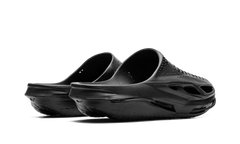 MMW 005 Slide Triple Black DH1258 002