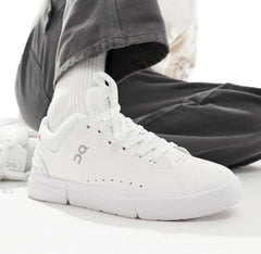 On The Roger Advantage White