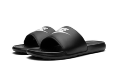 Victori One Slide Black White CN9675 002