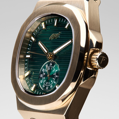 39MM Visionary Plain Case & Green Dial Watch - Yellow Gold