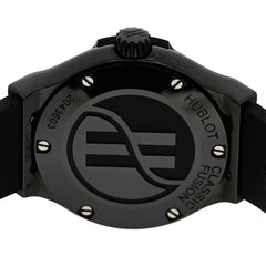 Ceramic Rubber 33mm Classic Fusion Black Magic Quartz Watch Black 581.CX.1270.RX.MDM