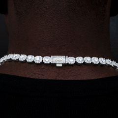 Clustered Tennis Chain in White Gold- 8.5mm