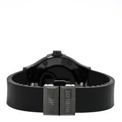 Ceramic Rubber 33mm Classic Fusion Black Magic Quartz Watch Black 581.CX.1270.RX.MDM
