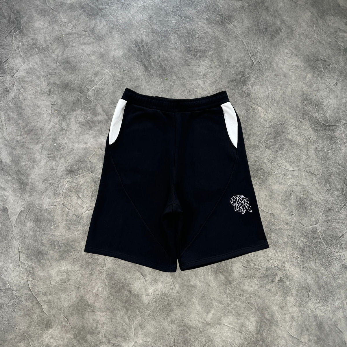 Mertra Basic Contrast Shorts Black