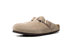 Boston Soft Footbed Suede Taupe 560771