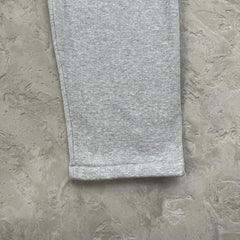 ROYALE CREST OPEN HEM SWEATPANT [HEATHER GREY]