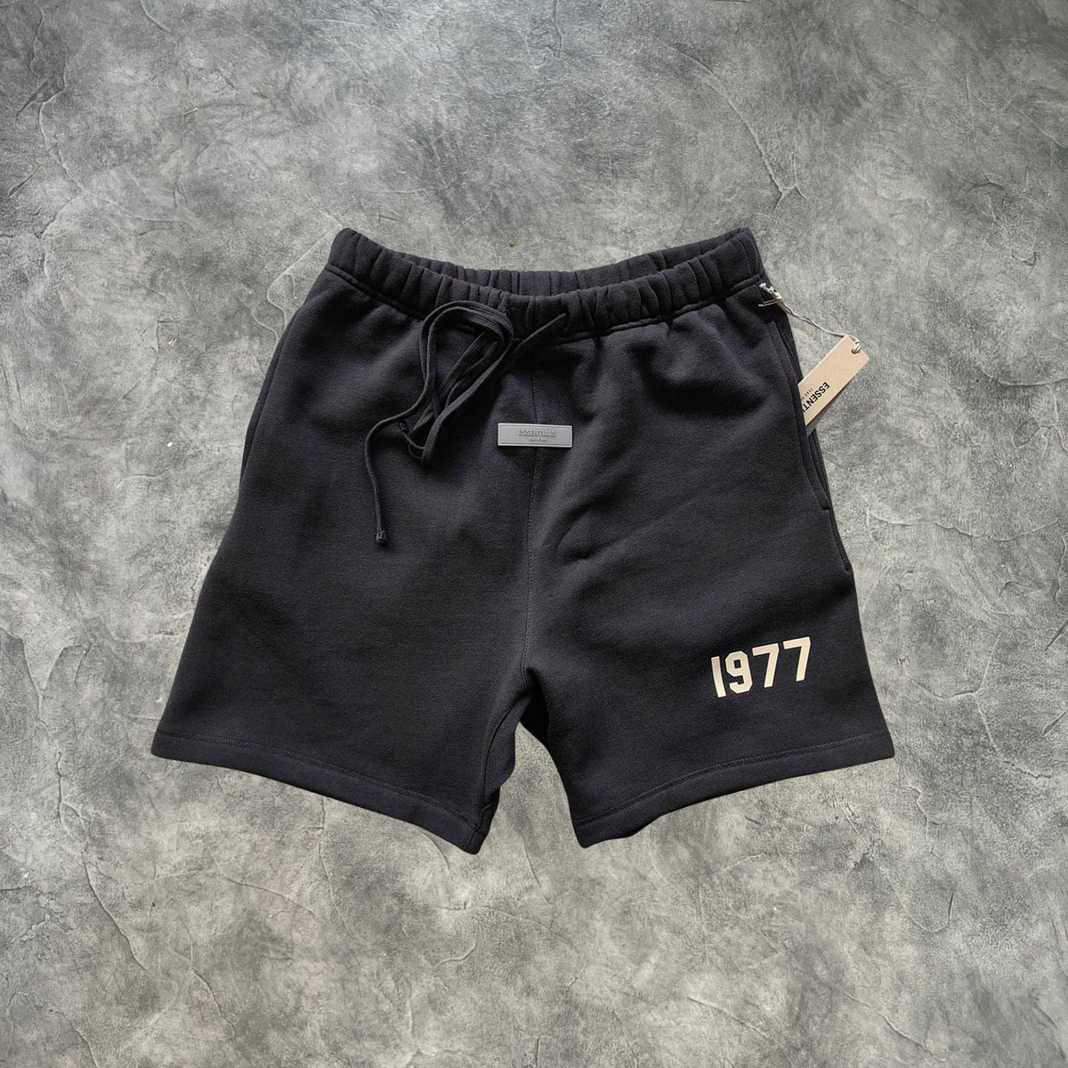 Essentials 1977 Sweatshorts Iron Grey
