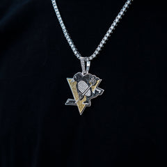 Pittsburgh Penguins Official NHL Logo Pendant in White Gold