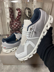 On Cloud 5 Glacier Gray Shoes