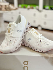 On Cloud X 4 'Ivory Sanda€?