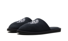 Embroidered Horseshoe Hotel Slippers Black / White CHRM1480