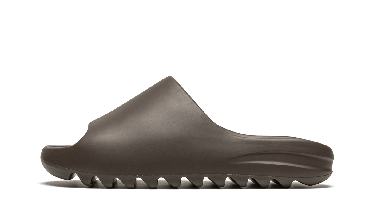 Yeezy Slide Soot 2021 GX6141