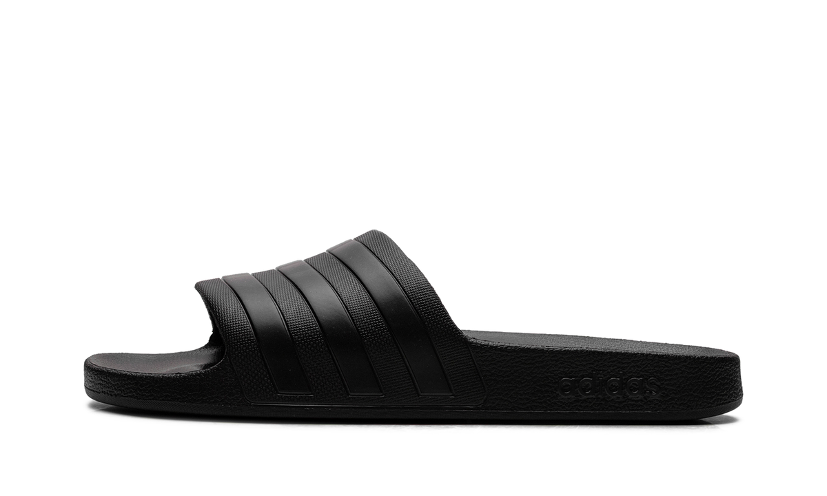 Adilette Aqua Slides Core Black f35550