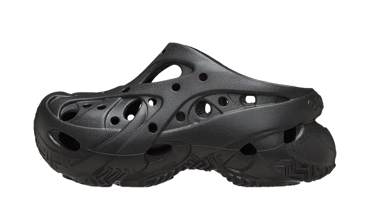 Caged Clog WMNS Black 211141 001