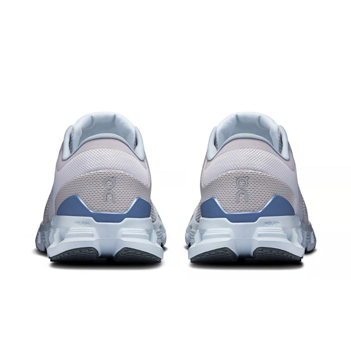On Running Cloud X 4 Silver Chambray