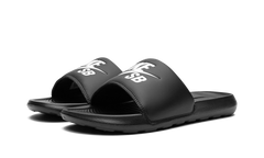 SB Victori One Slide Black White DR2018 001